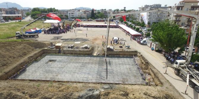 Ceyhan Cemevinin Temeli Atıldı