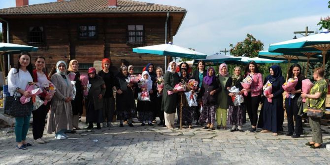 Saadet Tiryaki’nden Anlamlı Anneler Günü Programı