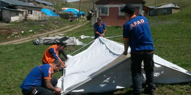 Afad Erzurum Deprem Bölgesinde Depremzedeler İçin Çalışmalarını Sürdürüyor