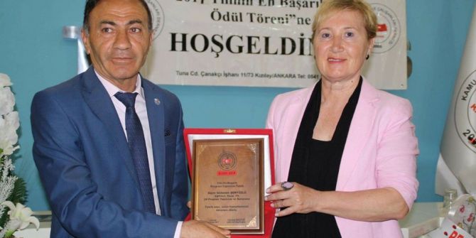 ’’Yılın En Başarılı Program Yapımcısı’’ Ödülüne Gülseren Şenyüzlü Layık Görüldü