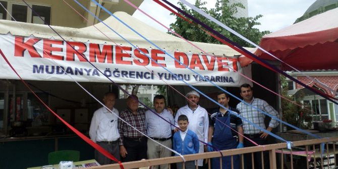 Mudanya Öğrenci Yurdu’ndan Öğrenciler Yararına Kermes