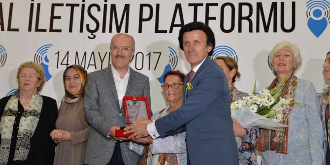 Başkan Kafaoğlu’ndan Annelere Jest