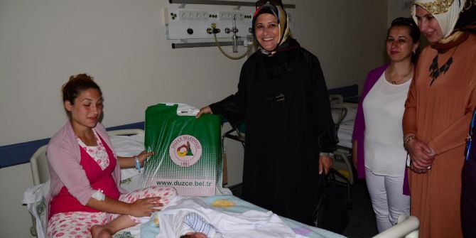 Düzceli Anneler Unutulmadı