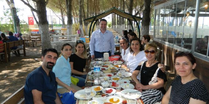 Hemşireler Kahvaltıda Buluştu