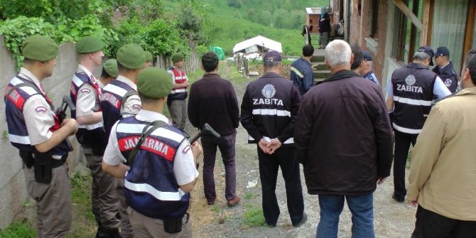 Büyükbaş Hayvan Ahırı Jandarma Eşliğinde Boşaltıldı