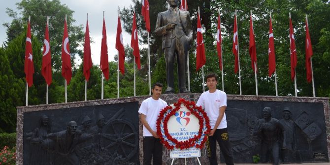 Kahta İlçesinde Gençlik Haftası Kutlandı