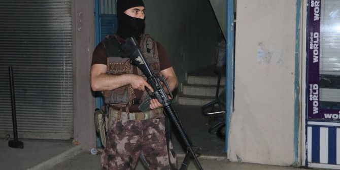 Adana’da Husumetli Ailelere Gece Vakti Baskın