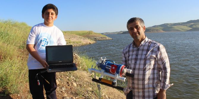 Çay Termosundan Denizaltı Yaptı