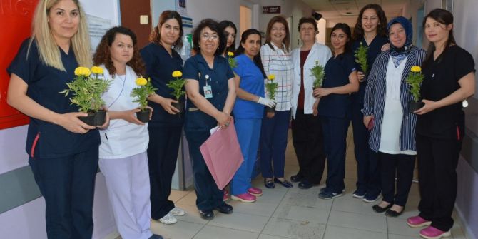 Yunusemre Belediyesi Hemşireleri Unutmadı