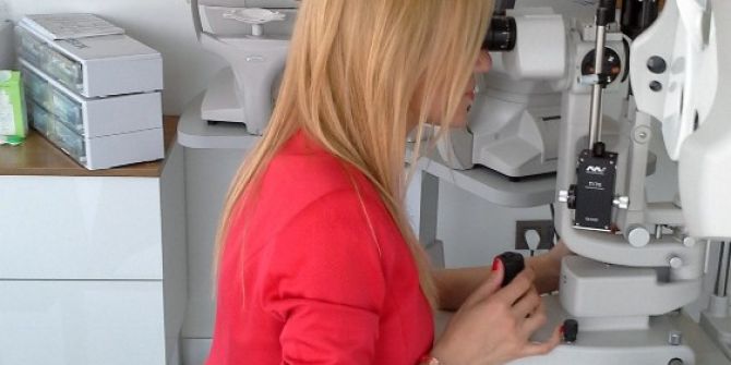 Göz Kapağı Düşüklüğüne Dikkat