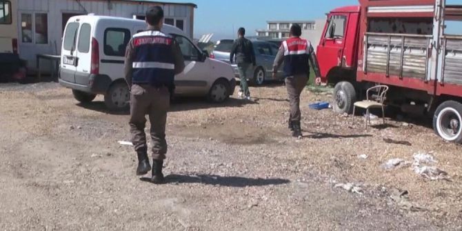 13 Ton Kaçak Akaryakıt Ele Geçirildi