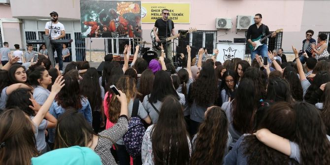 Konak’ta Bayram Sevincini Erken Yaşadılar