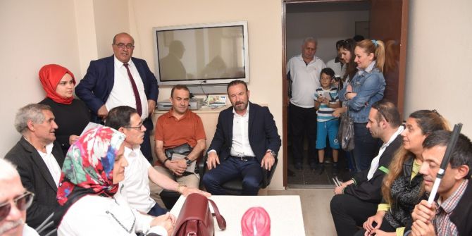 Başkan Doğan’dan Görme Engellilere Kitap Okuma Cihazı