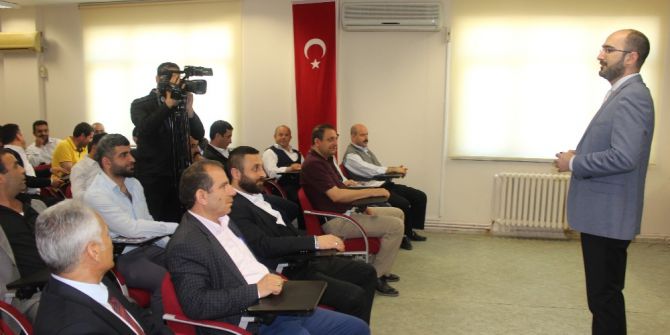 Özel Halk Otobüsü Şoförlerine Eğitim Verildi