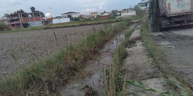 Maski’den Su Taşkınına Neden Olan Dereye Temizlik