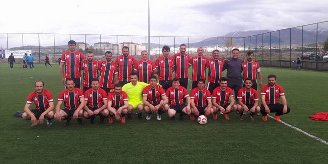 Futbolda Valilik Kupası Sahiplerini Buldu