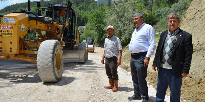 Finike Günçalı Ve Kaş Doğantaş Grup Yolları Yapılıyor