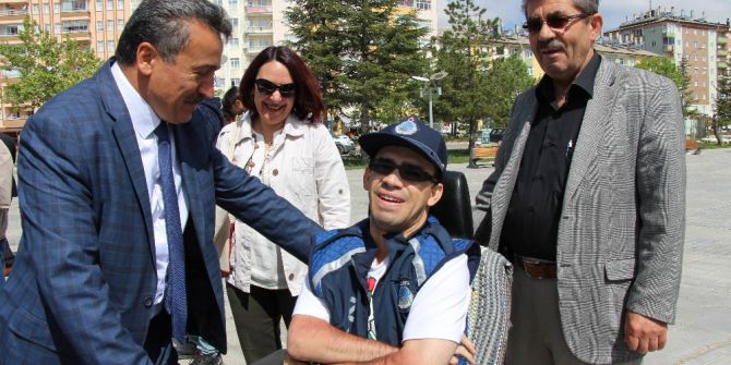 Seydişehir’de Doğuştan Engelli Çocuk Geçici Fahri Zabıta Oldu