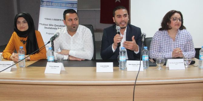 Elazığ’da Öğrencilere Meslek Tanıtım Konferansı