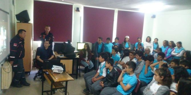 Niğde Afad’dan 4 Bin 700 Öğrenciye Afet Bilinci Eğitimi