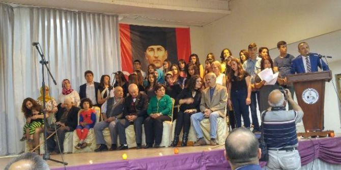 Burhaniye’de Gönülden Gönüle Hayata Şarkı Söyle Projesi