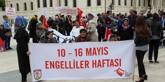 Sivas’ta Engellilerden Farkındalık Yürüyüşü