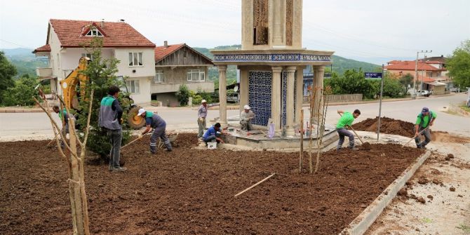 Yeni Saat Kulesine Çevre Düzenlemesi Yapıldı