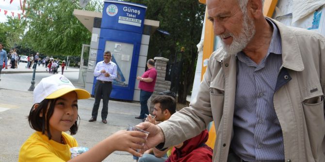 Çocuklar Büyüklere Suyun Önemini Anlattılar