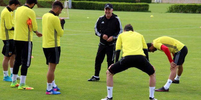 Kayserispor Ligde Kaldığı İçin Mutlu