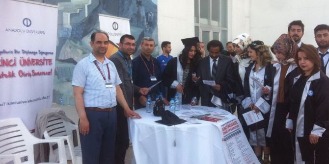 Açıköğretim Bürosu Tanıtım Yapıyor