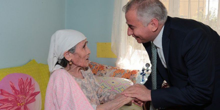 2 Ayda 300 Hastaya Evde Hizmet Verildi