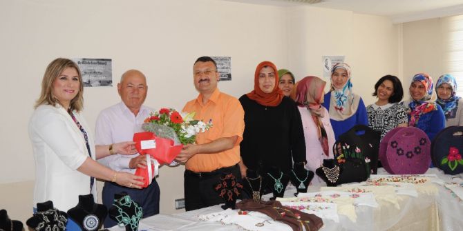 Erdemli Esnaflar Odasında El Sanatları Sergisi