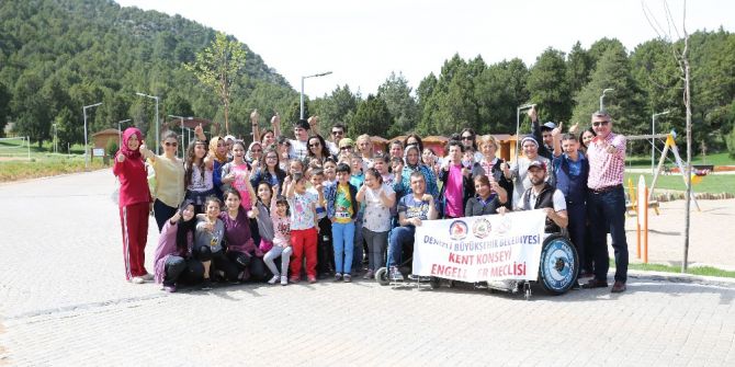 Denizli’de " Engellilik Başarıya Engel Değil ’ Söyleşisi