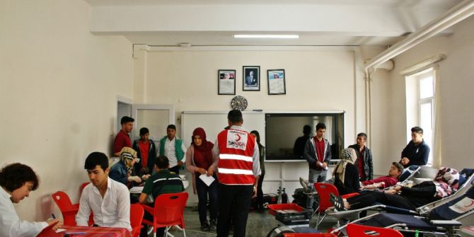 Öğrenciler Kan Bağışında Bulundu