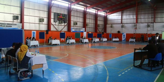 Tuşba’da Bilgeler Yarışıyor Ortaokullar Arası Bilgi Yarışması