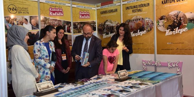 Kartepe Belediyesi Kitap Fuarını Renklendirdi