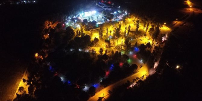 Alaşehir’de Kenan Evren Parkına Yeni Işıklandırma