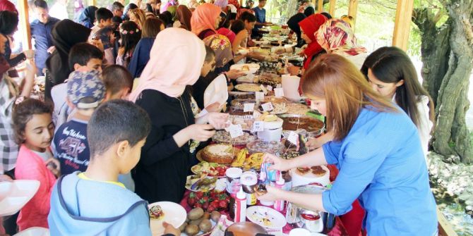 Çemişgezek’de Öğrencilerin Kermesine Yoğun İlgi
