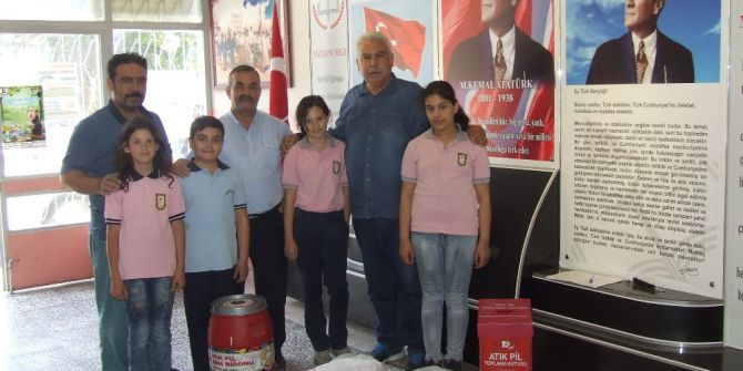 Alaşehirli Öğrencilerden Atık Pil Toplama Kampanyası
