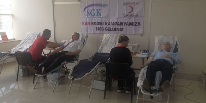 Sgk Karabük Personelinde Kan Bağışı