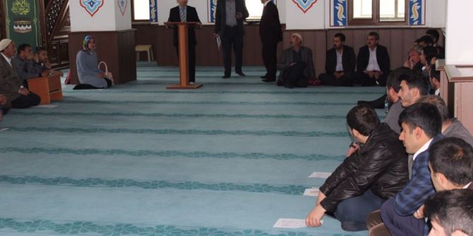 Muradiye’de İmam Ve Okul Müdürlerine Seminer