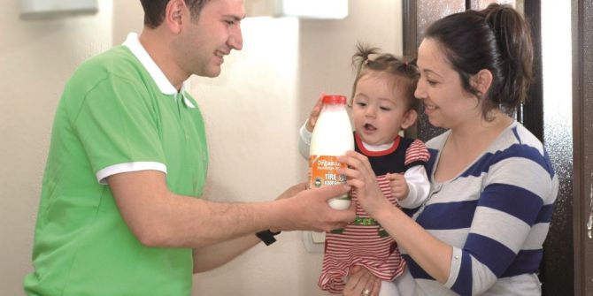 İzmir’de Alo Süt Devri