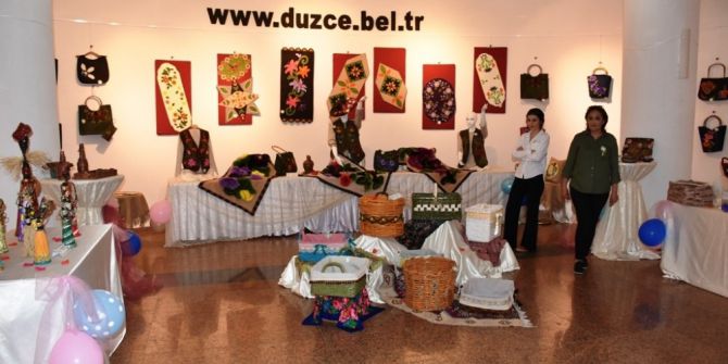 Keçe Ve Nikah Şekeri Sergisi Açıldı