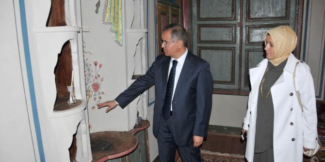 Vali Tapsız: “Tartan Konağı, Anadolu Türk Ev Mimarisinin Güzel Örneklerinden Biridir”