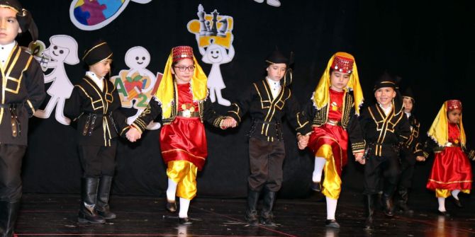 Aydın Bahçeşehir Koleji Miniklerinden Muhteşem Gösteri