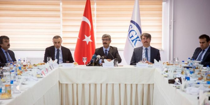 Bağlı’dan Emekli Promosyonu Ve Yeniden Yapılandırma Açıklaması