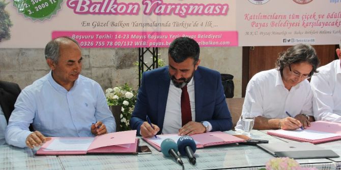 Payas’ta Balkonlar Çiçek Açacak