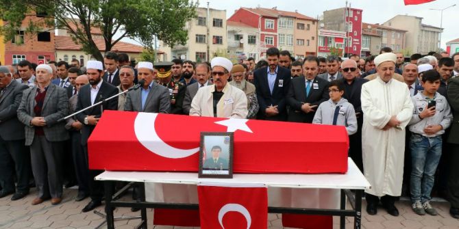 Şehit Babasından Oğluna Son Görev