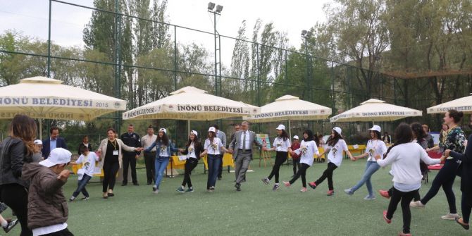 İnönü’de Tubitak 4006 Bilim Şenliği