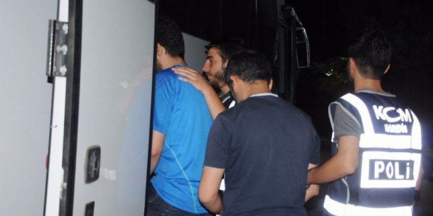 Mardin’de 6 Polis Tutuklandı